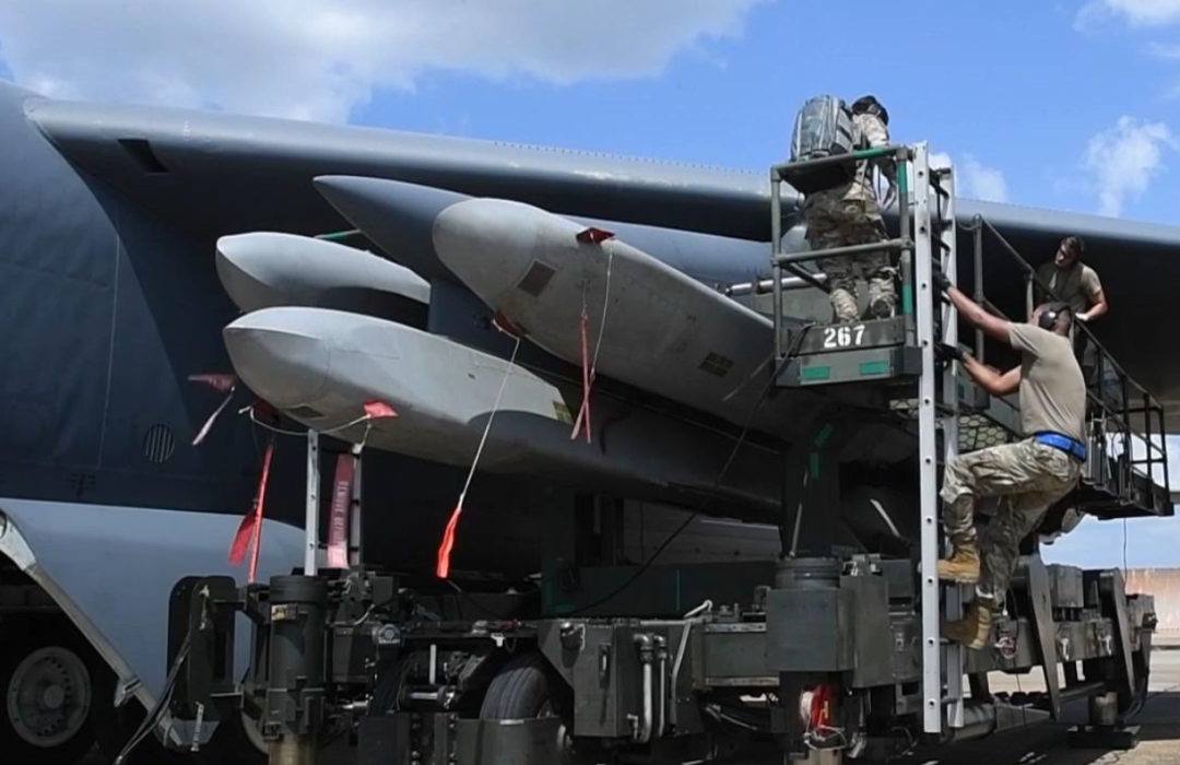 48小时击落9架TB-2无人机 电磁脉冲武器实现跨越式发展？