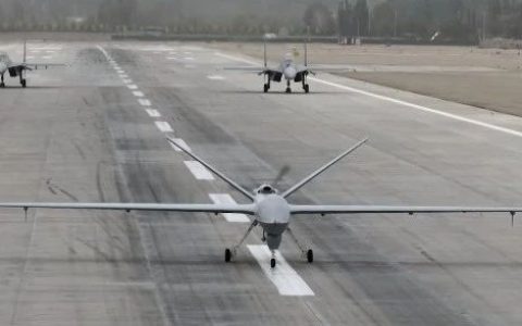 中国空军的无人僚机时代提前到来？