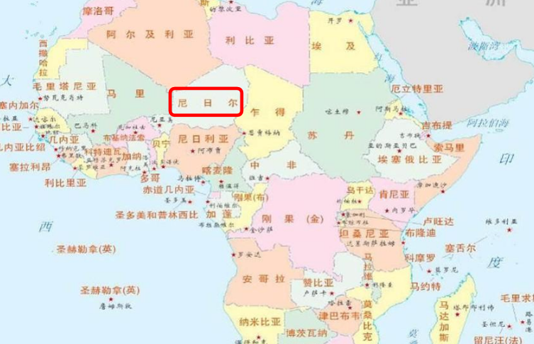 随笔 | 刚刚，这个国家的政变，将掀起新的全球博弈