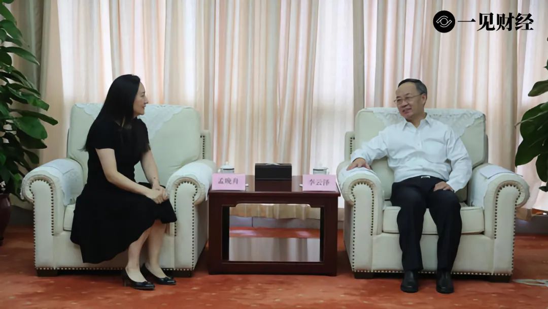 李云泽会见首位民营企业家孟晚舟，啥信号？