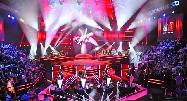 硬扛9天，终于停播！《中国好声音》，资本败给口碑