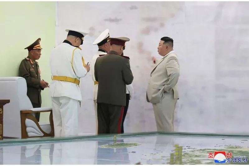 大打核战争！朝鲜海军宣布正式具备核力量！金正恩为美日韩都准备了哪些“狠招”？