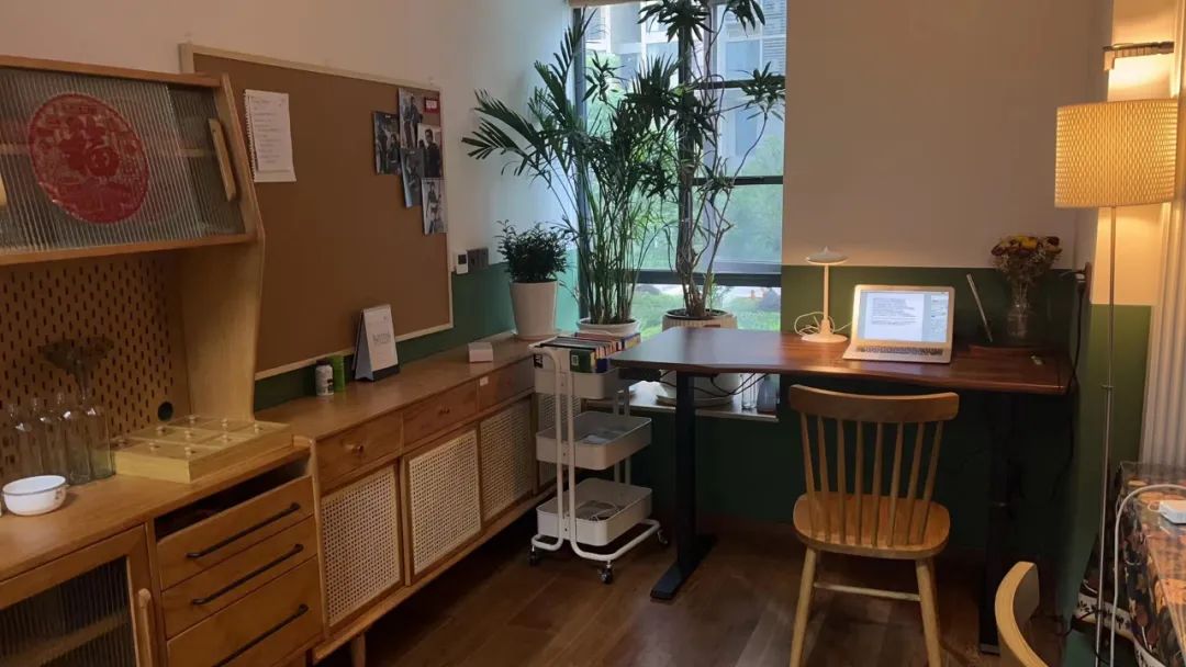 数字游民：拿着一线城市的工资，我在老家嘎嘎乱杀。