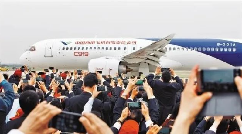 国产C919成功“双飞”，日本沉默：15年败给中国