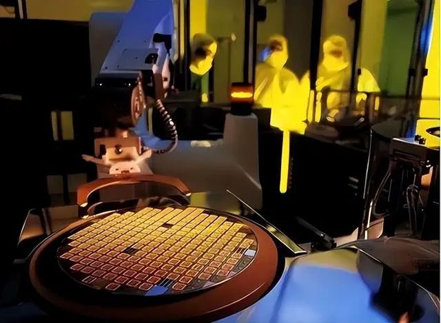 华尔街做空苹果只是小事，什么才是值得关心的大事？