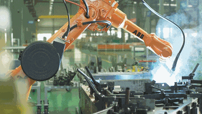 世界进入"大争之世"，中国有稳到最后的底气