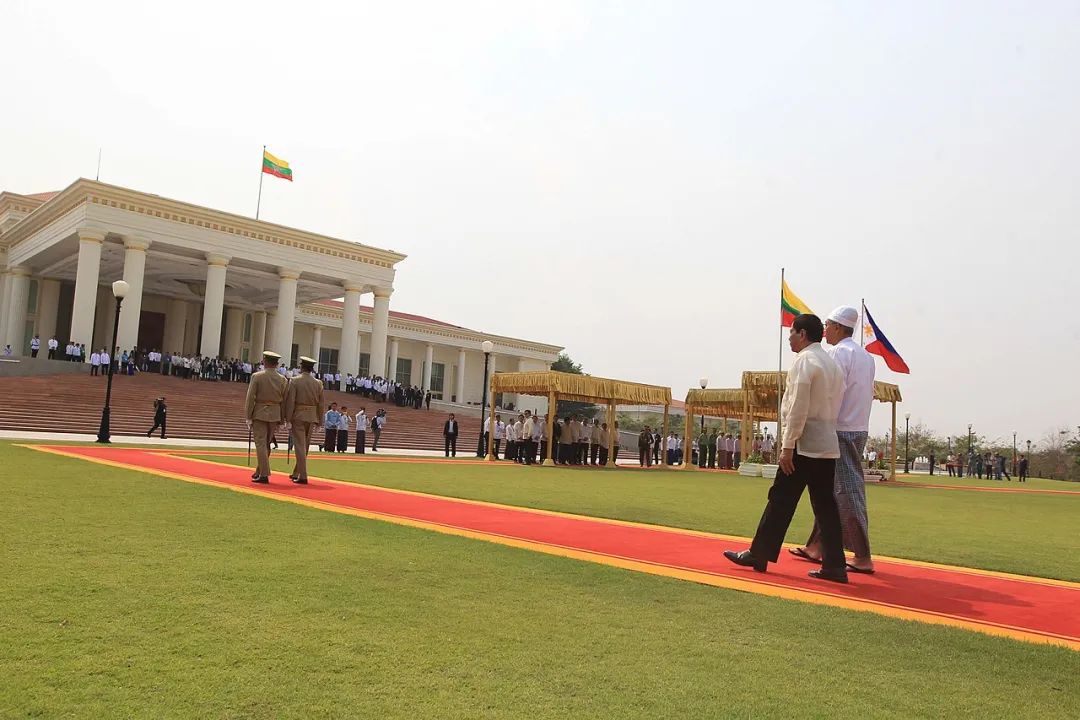 全球最失败迁都：缅甸迁都20年，新都怎沦为“烂尾鬼城”？