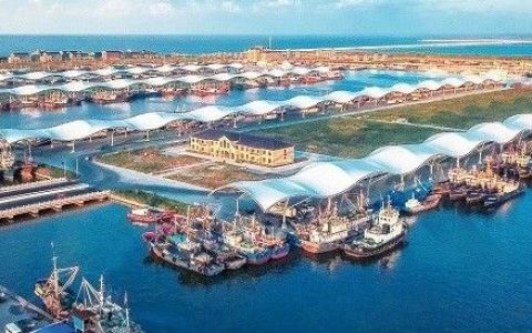 鲜透178公里江海岸线