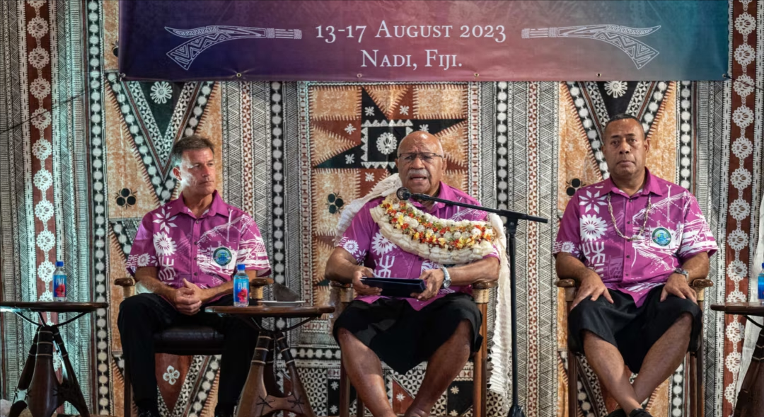 解放军罕见明确告诉美军，关岛武装到牙齿也没用