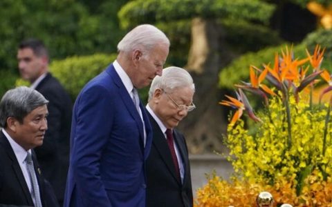 美越升级，谁最受益？