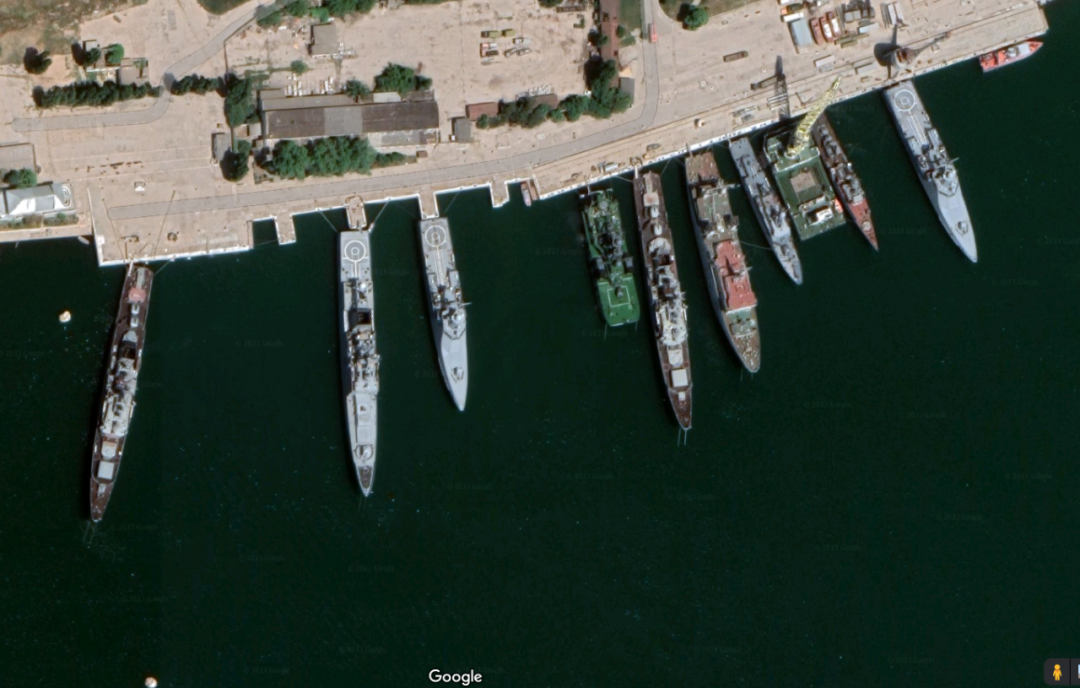 “马斯克关闭星链阻止乌军偷袭俄军”被指叛国？星链真的这么厉害吗？