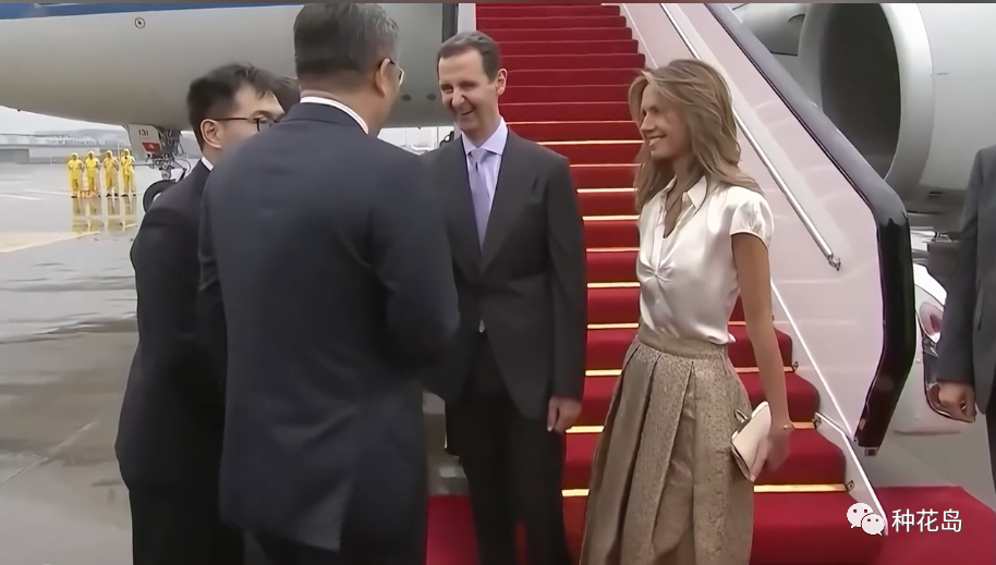 这张照片里，中美出现的鲜明对比！