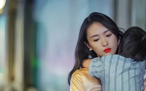 退保，中产有娃家庭的一场隐秘卸重