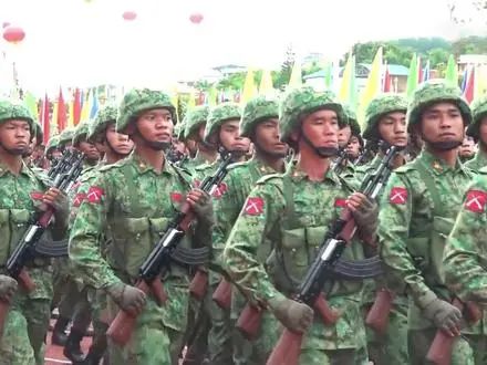 缅北内战爆发，果敢四大家族是怎么缔造“电诈王国”的？