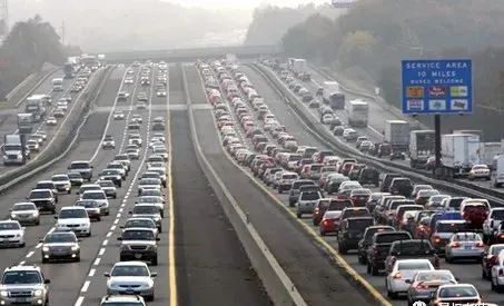 汽车、无人机与国运