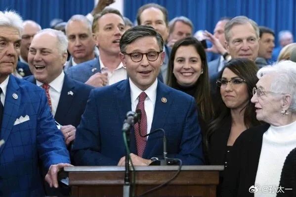 今天，超级黑天鹅飞出