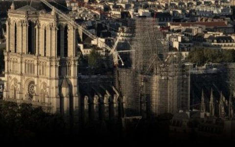 还记得被烧毁的巴黎圣母院吗？快被修好了