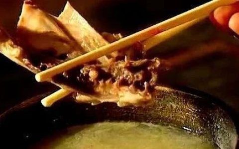 泽连斯基“祸从口出”，西方国家施加压力要求乌克兰进行总统选举