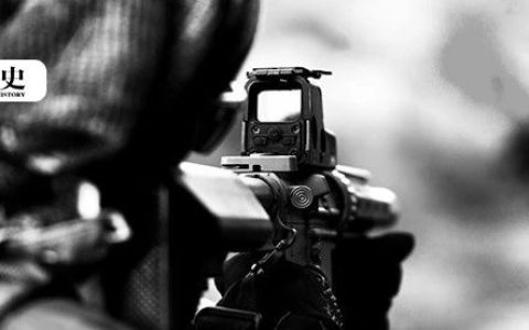 在弹雨中举起相机：战地记者究竟多危险？