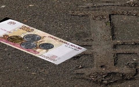 普京时代的俄罗斯 | 2024年大选之年的预算之痛