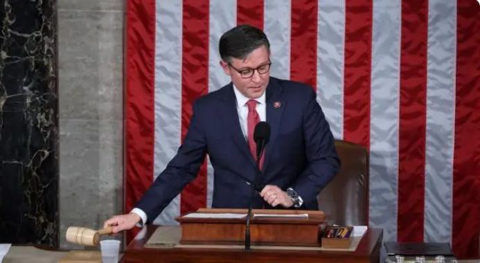 今天，超级黑天鹅飞出