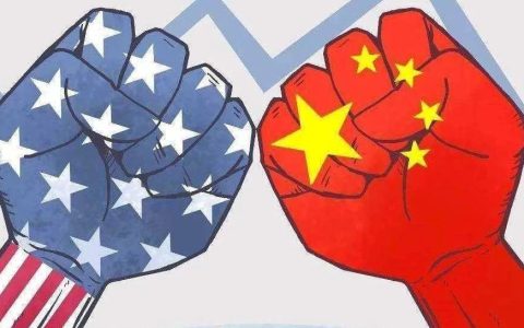 美国在芯片上步步紧逼，中国两招反击，美国为何打不赢？