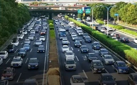 尴尬的沪C车牌：“哪儿都能去，除了上海”