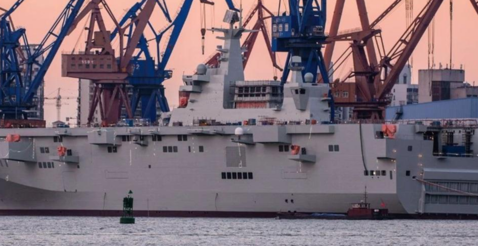 美国人感叹麻烦大了：中国三年造了这么多巨舰，让人难以置信