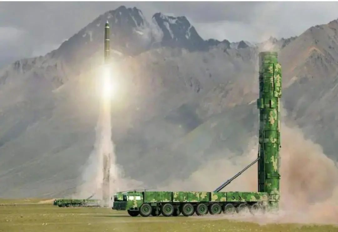 一口大黑锅，向中国头顶飞来！中国霸气反击，直接扣了回去！