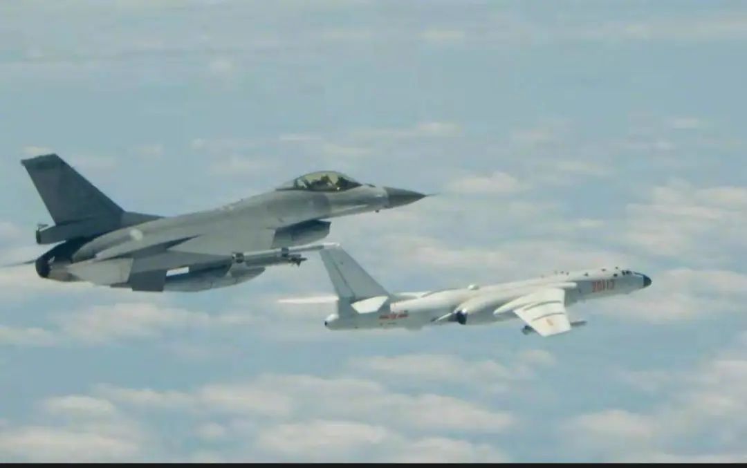 第140架F-16V交付，台军大吹法螺：“一对一，绝对干掉歼-20”