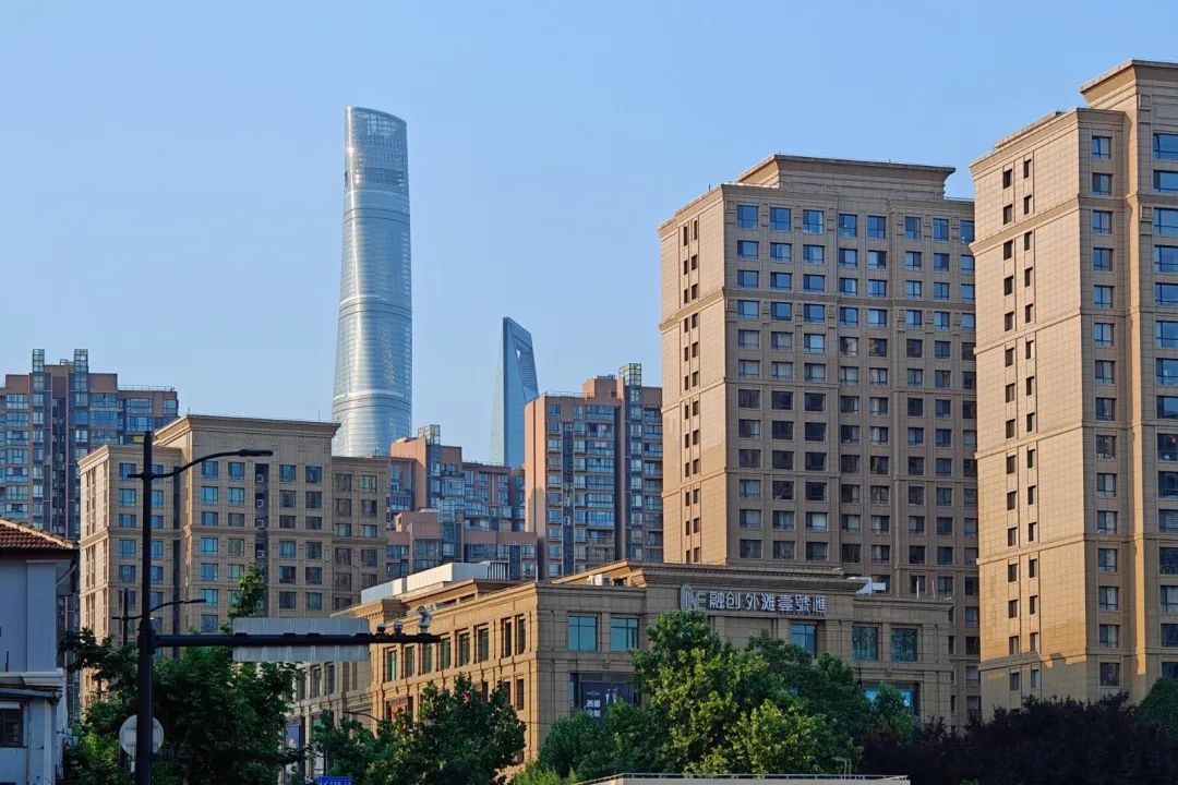 股价翻3倍，融创活过来了！