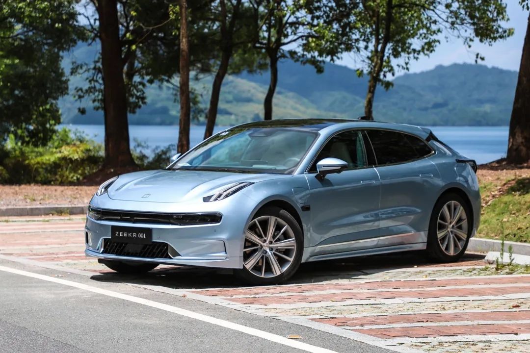 龙的崛起｜从工业垃圾到全球第一，中国汽车是如何崛起的？