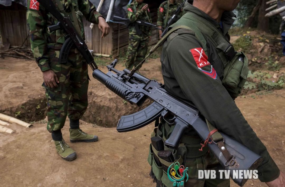 树上长95步枪，地里捡子弹？果敢同盟军的武器装备到底从哪来？