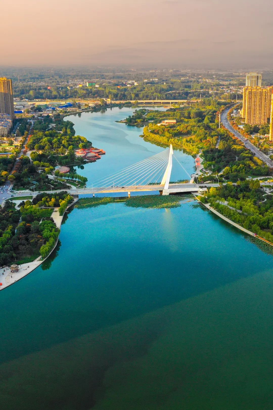 山东的“宇宙中心”之城，为什么一股河南味！