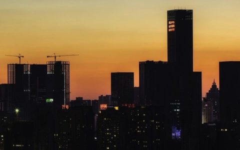 潘功胜：主动适应房地产市场重大转型