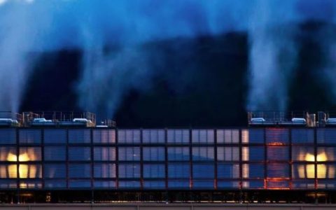 AI太“口渴”，将引发“水战争”？