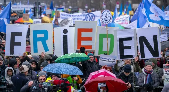 从“小甜甜”到“牛夫人”？泽连斯基此番欧美行尽显西方“乌克兰疲劳”