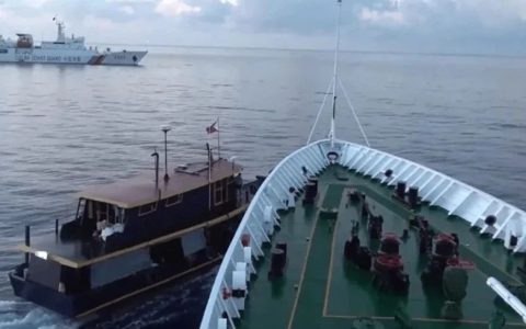 海警封锁之下，为什么菲律宾参谋长能登上仁爱礁？