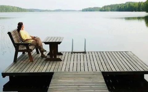 要不要打造企业偶像？东方甄选时代的新问题