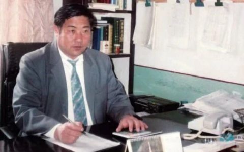 为钓鱼佬研发的碳纤维鱼竿，拿来造歼20了