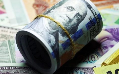 中国为何连抛美债？