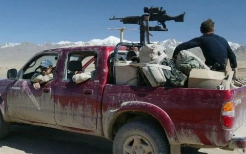 皮卡车大战装甲车！中国皮卡是如何征服“五大战场”的？