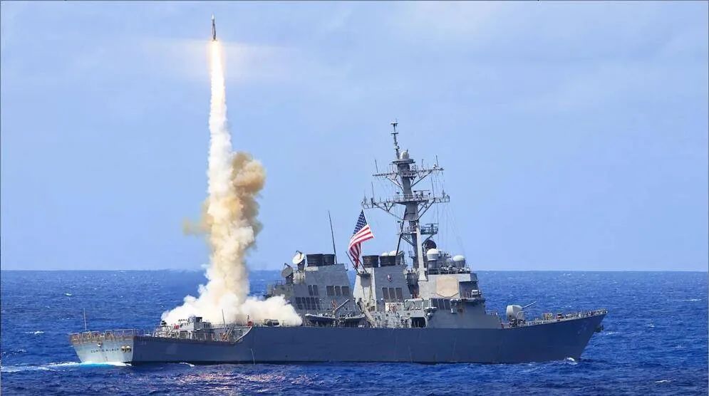 开火了！美军公布：首次与胡塞武装交战细节！共击落12架无人机、5枚反舰导弹！