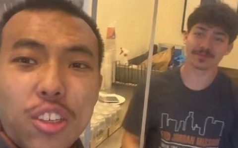 ​金牌讲师在美国要饭，每个月能赚20万