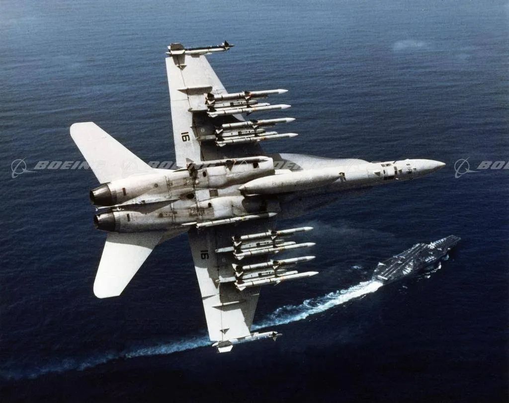开火了！美军公布：首次与胡塞武装交战细节！共击落12架无人机、5枚反舰导弹！