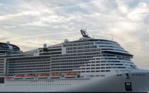 局势恶化，"暂停通过！"