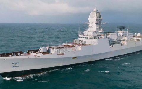 美军红海秀肌肉，怕被中国海军看到？