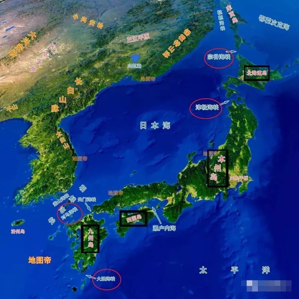 国际法规定领海线为3海里，中国强行改为了12海里