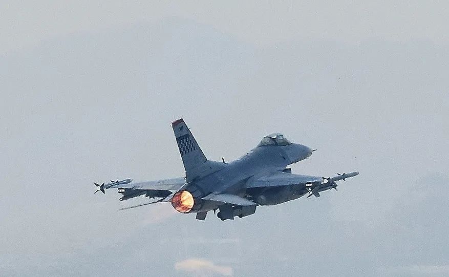 为什么坠机的总是我？