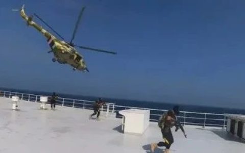 胡塞武装封锁红海，中美再分欧洲蛋糕！